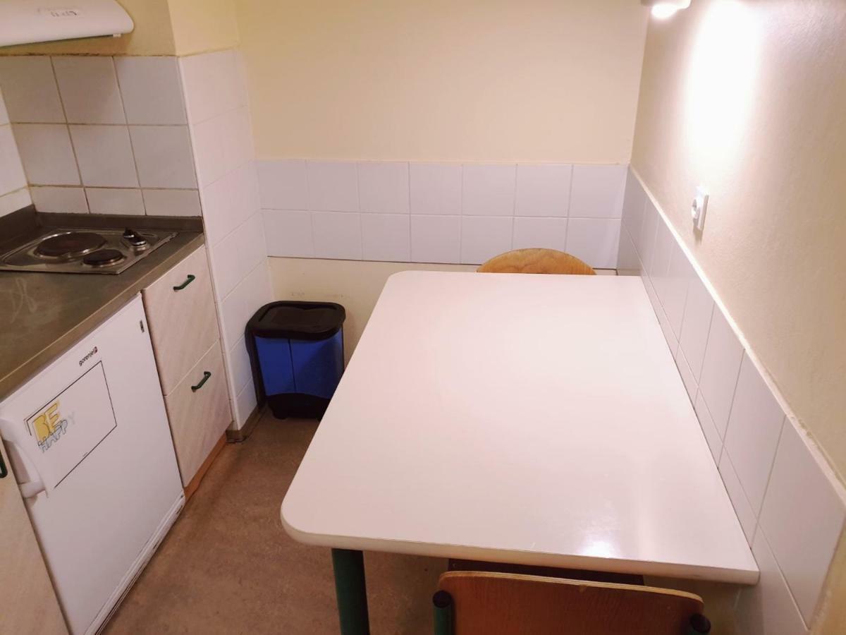 Summer Residence Hostel Ljubljana Extérieur photo